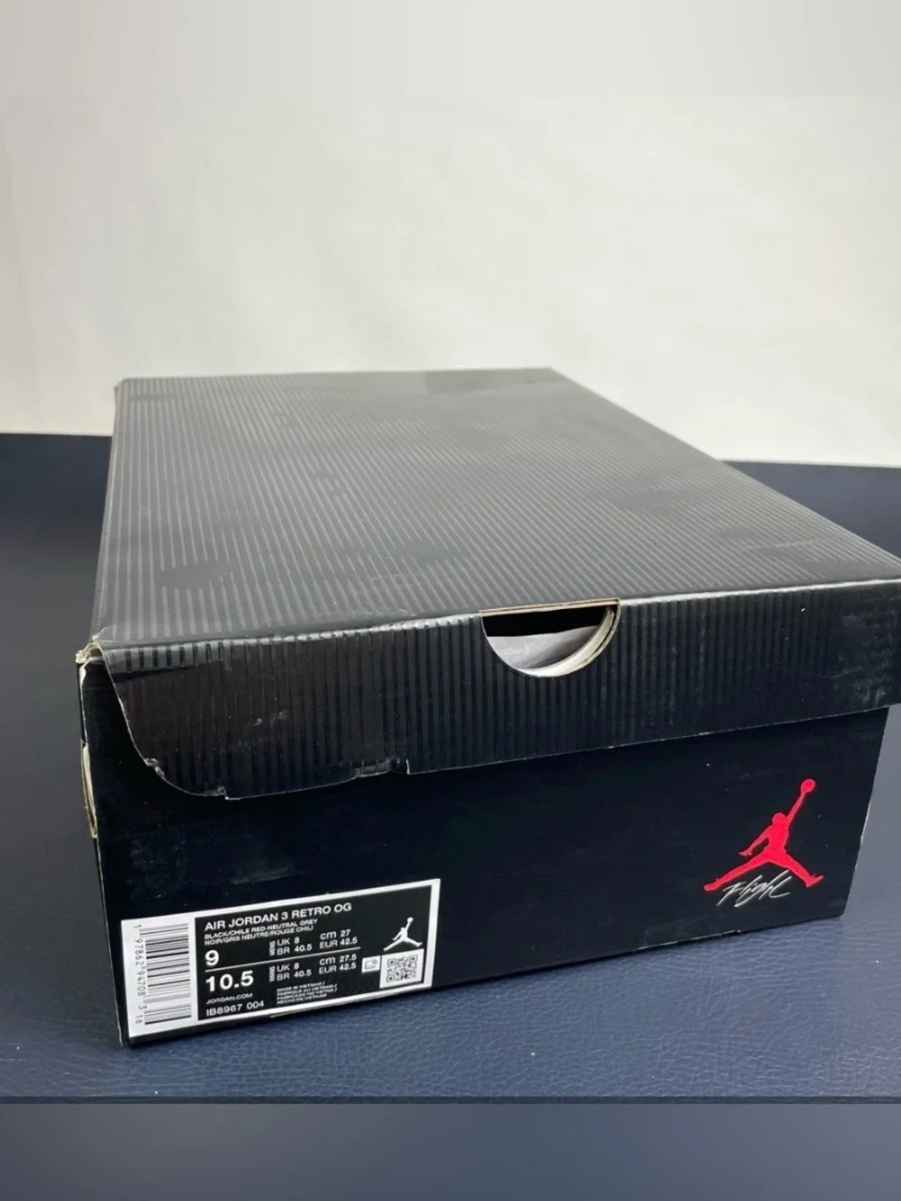 Jordan 3 “black metallic”